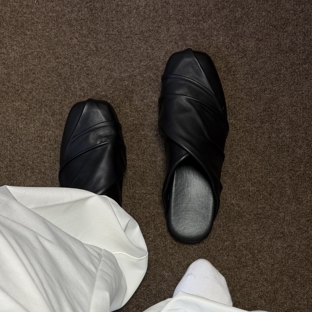 Black Vintage Leather Shoes Si - огляд і ціна Mule Slip On