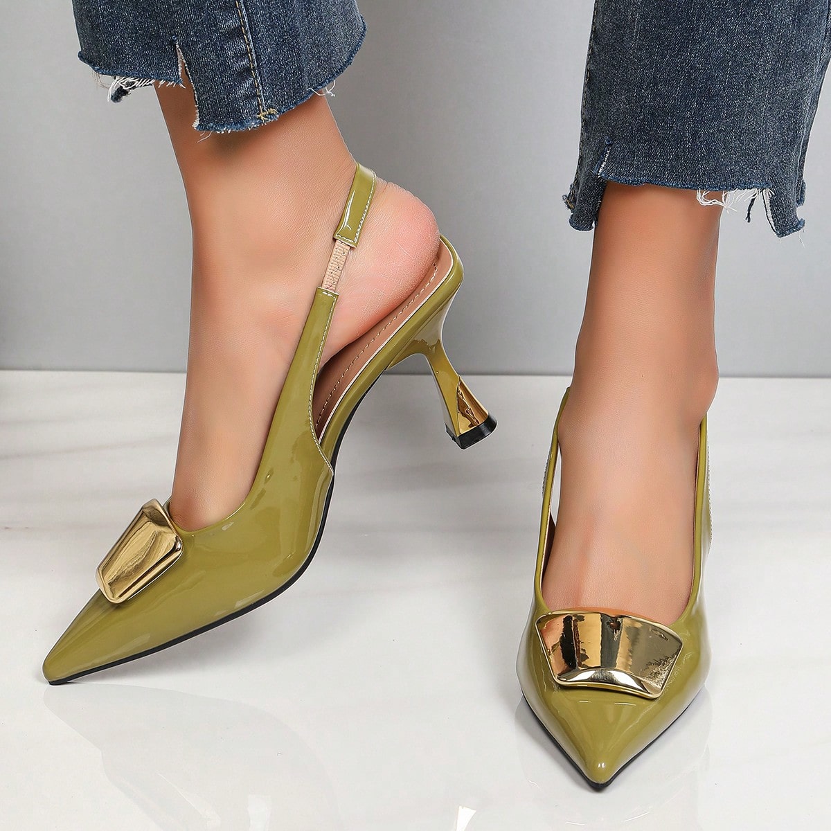 Elegant Women Closed Pointed-T - огляд і ціна Women'S Shoes Clogs