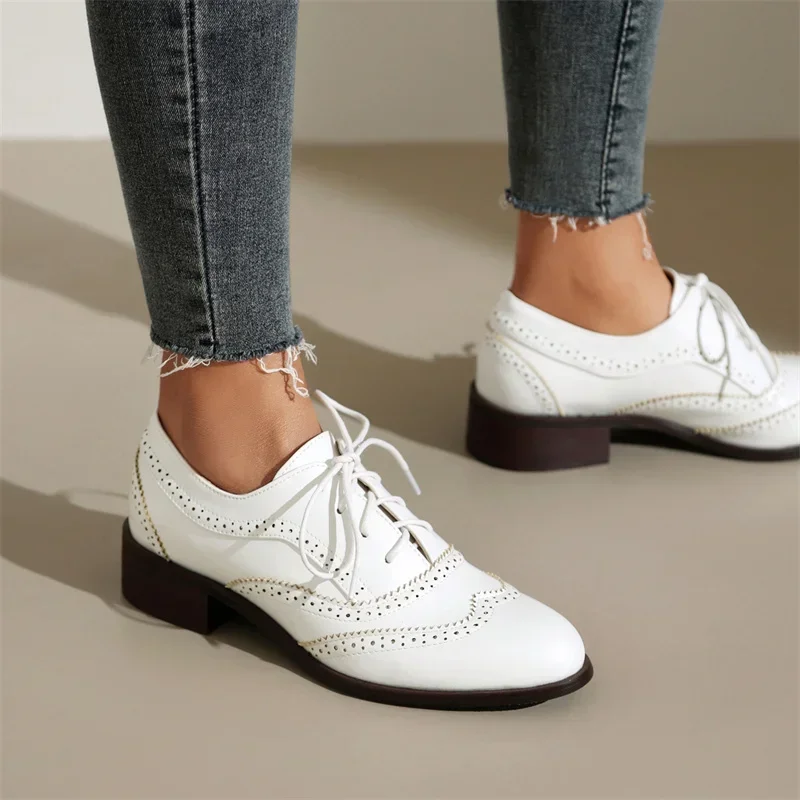British Flats Women Oxfords Mi - огляд і ціна Oxford Lace Up Women