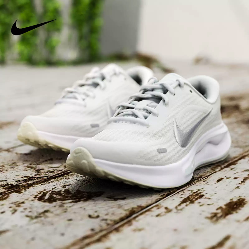 NIKE Women's New Style JOURNEY - огляд і ціна Women Shoes Running Nike