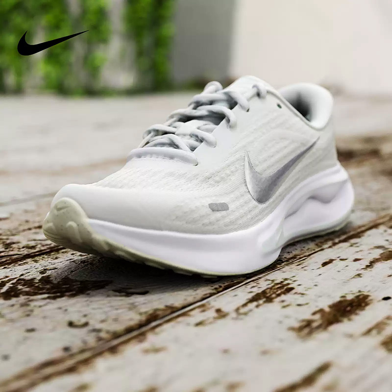 NIKE Women's New Style JOURNEY - огляд і ціна Women Shoes Running Nike